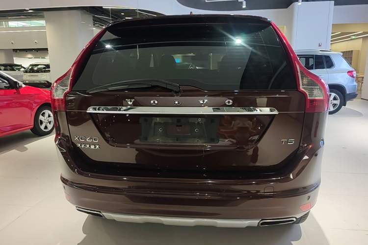 Used Volvo XC60 2015 T5 Smart Upgrade Model Rear