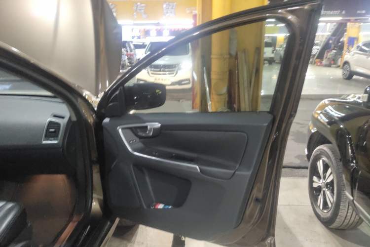 Used Volvo XC60 2015 T5 Zhiyi Edition Right Front Door Interior