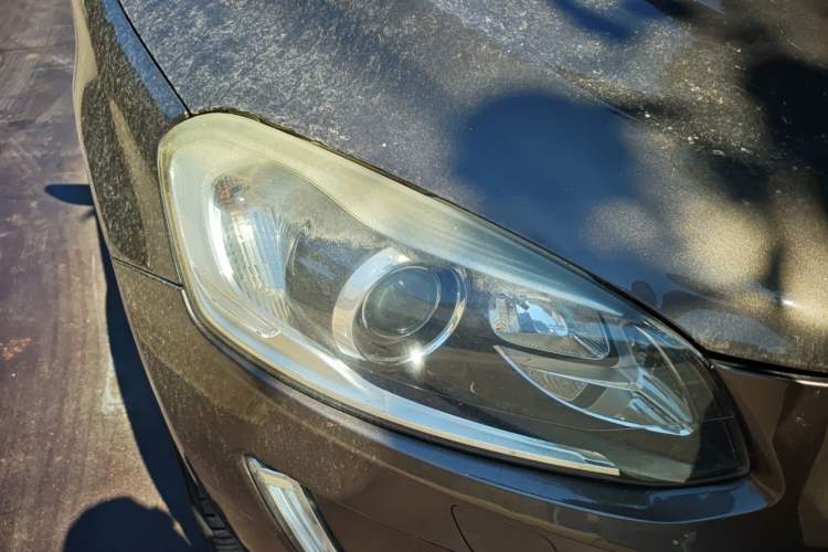 Used Volvo XC60 2015 T5 AWD Smart Drive Edition Right Front Headlight