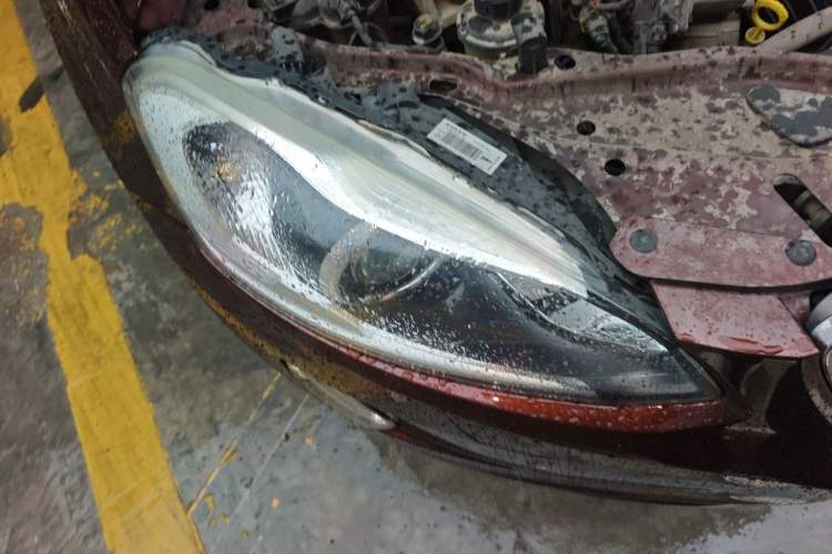 Used Volvo XC60 2015 T5 AWD Zhiyuan Edition Right Front Headlight