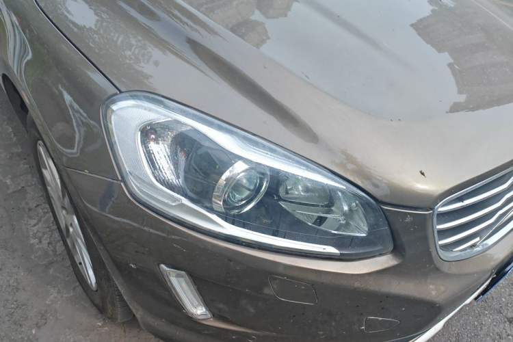 Used Volvo XC60 2015 T5 Smart Upgrade Model Right Front Headlight