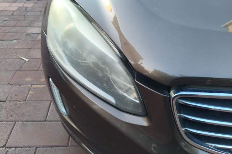 Used Volvo XC60 2015 T5 Smart Edition Right Front Headlight