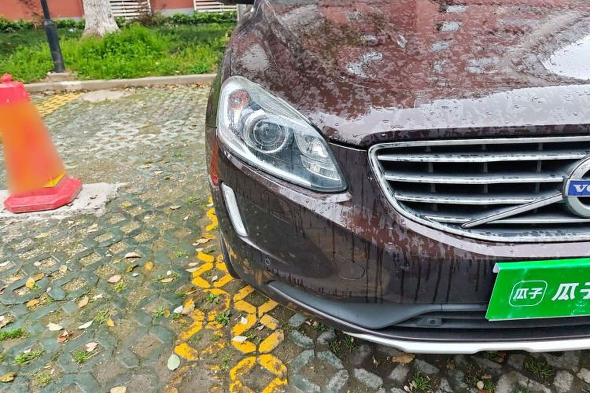 Used Volvo XC60 2015 T5 Smart Upgrade Model Right Front Headlight