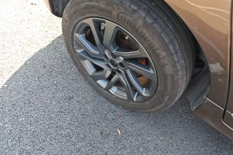 Used Volvo XC60 2015 T6 Zhiyi Edition Right Rear Wheel Hub