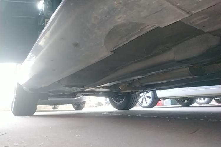Used Volvo XC60 2015 T5 Smart Upgrade Model Right Side Sill