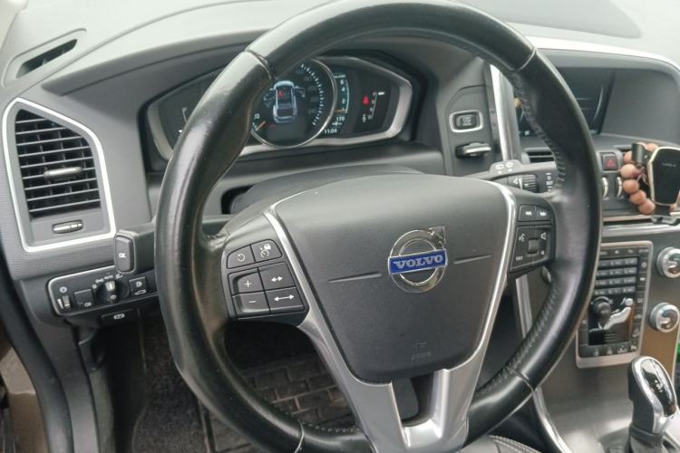Used Volvo XC60 2015 T5 AWD Zhiyuan Edition Steering Wheel