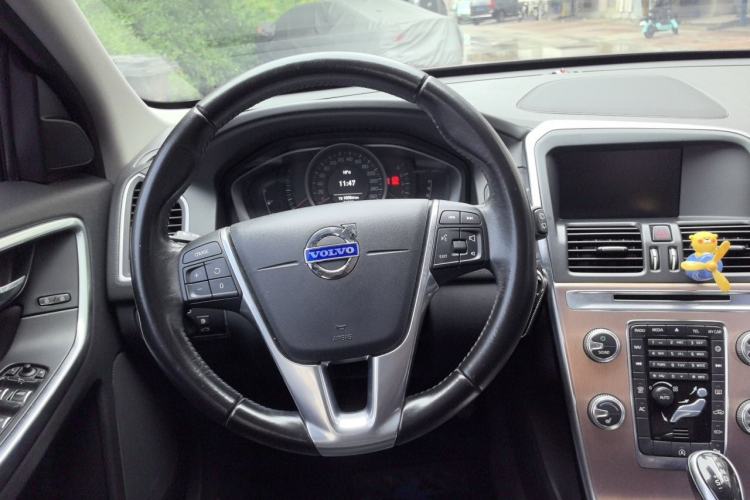 Used Volvo XC60 2015 T5 Smart Upgrade Model Steering Wheel
