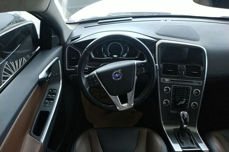 Used Volvo XC60 2015 T5 AWD Zhiyuan Edition Steering Wheel