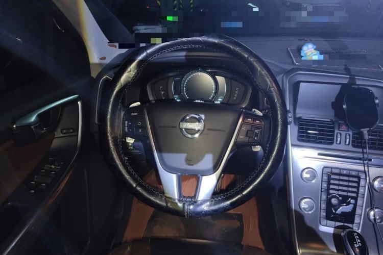 Used Volvo XC60 2015 T6 Zhiyi Edition Steering Wheel
