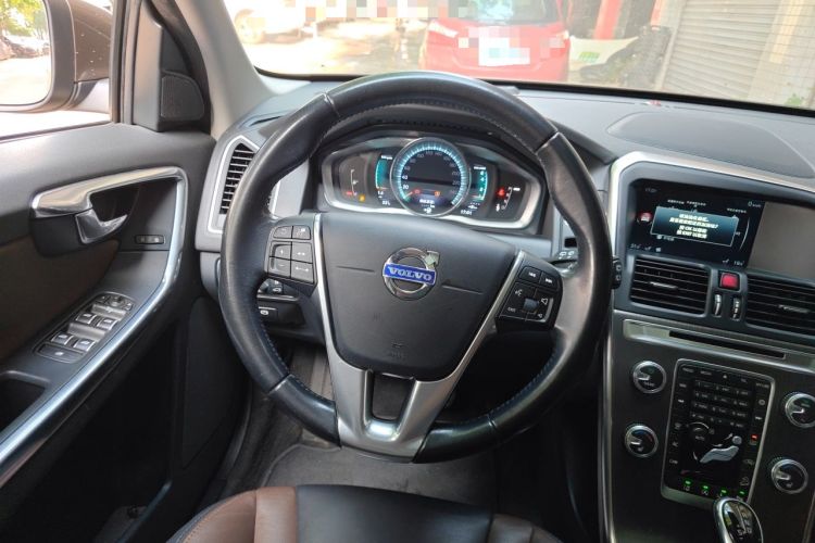 Used Volvo XC60 2015 T5 AWD Zhiyuan Edition Steering Wheel