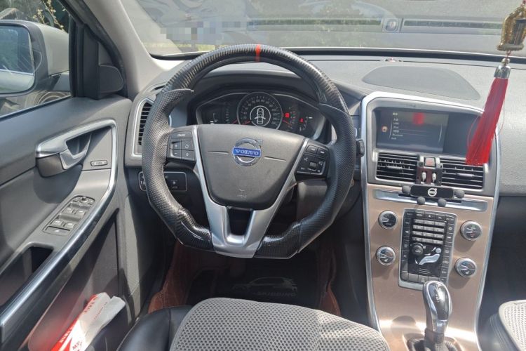 Used Volvo XC60 2015 T5 Smart Edition Steering Wheel