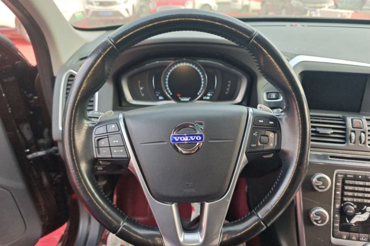Used Volvo XC60 2015 T5 Zhiya Edition Steering Wheel