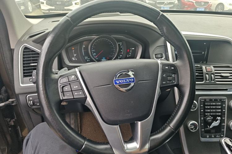 Used Volvo XC60 2015 T5 Zhiya Edition Steering Wheel