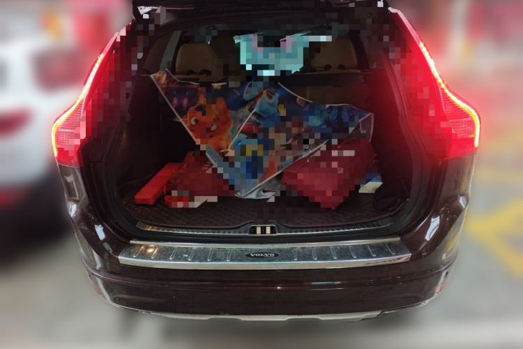 Used Volvo XC60 2015 T5 AWD Zhiyuan Edition Trunk