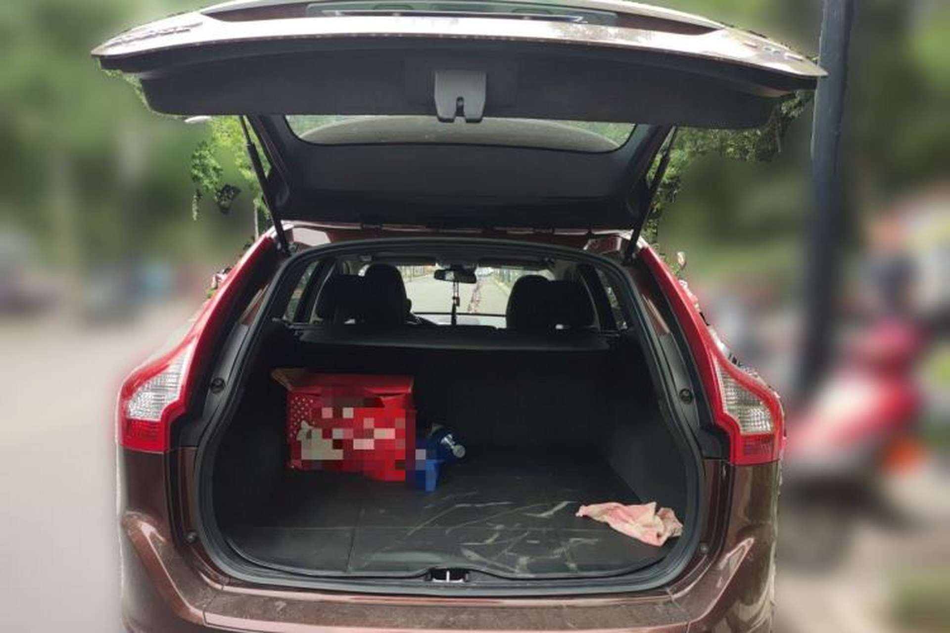 Used Volvo XC60 2015 T5 Smart Edition Trunk