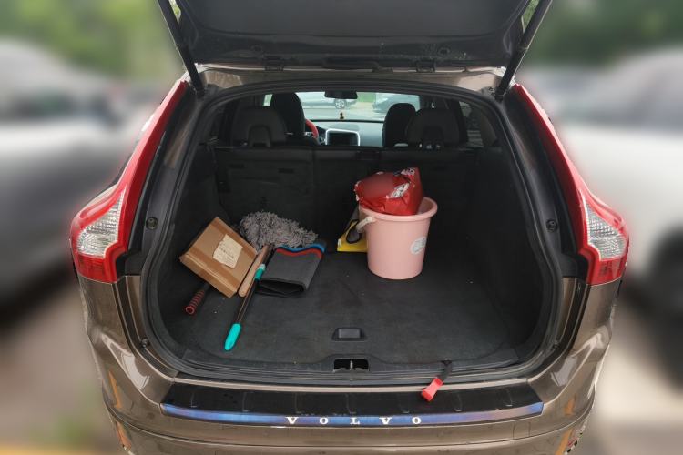 Used Volvo XC60 2015 T5 Smart Upgrade Model Trunk