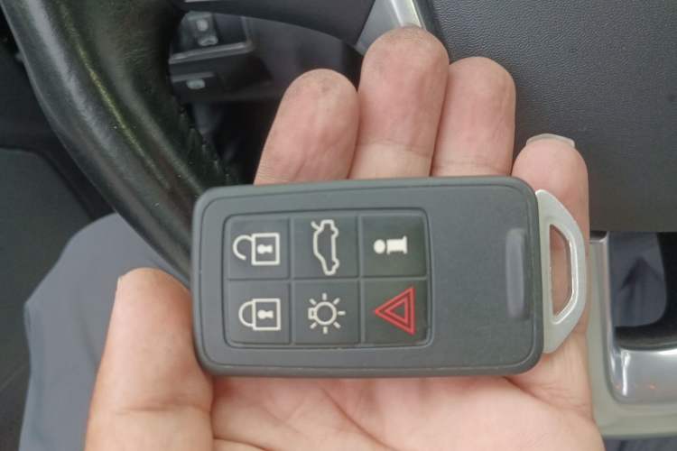 Used Volvo XC60 2015 T5 AWD Zhiyuan Edition Vehicle Key