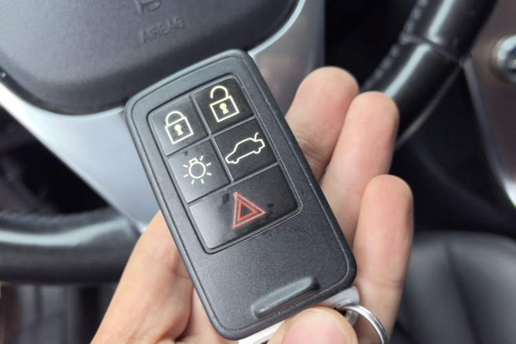 Used Volvo XC60 2015 T5 Smart Upgrade Model Vehicle Key