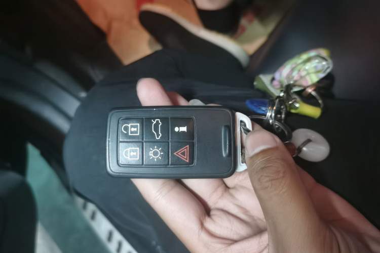 Used Volvo XC60 2015 T5 AWD Smart Drive Edition Vehicle Key