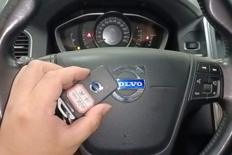 Used Volvo XC60 2015 T5 Smart Edition Vehicle Key