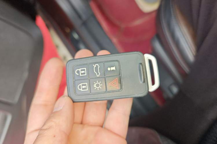 Used Volvo XC60 2015 T5 Zhiya Edition Vehicle Key
