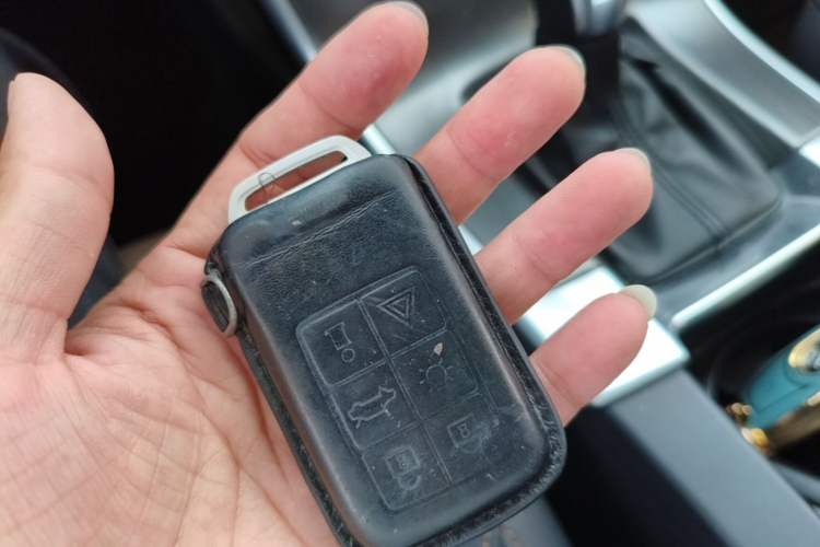 Used Volvo XC60 2015 T5 AWD Smart Drive Edition Vehicle Key