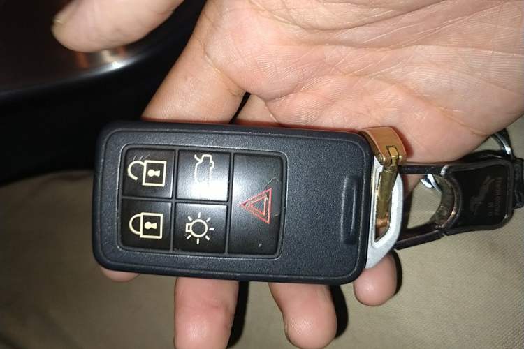 Used Volvo XC60 2015 T5 Smart Upgrade Model Vehicle Key