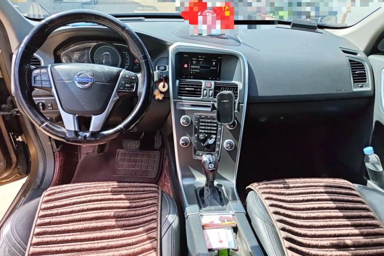 Used Volvo XC60 2015 T5 AWD Zhiyuan Edition Center Console