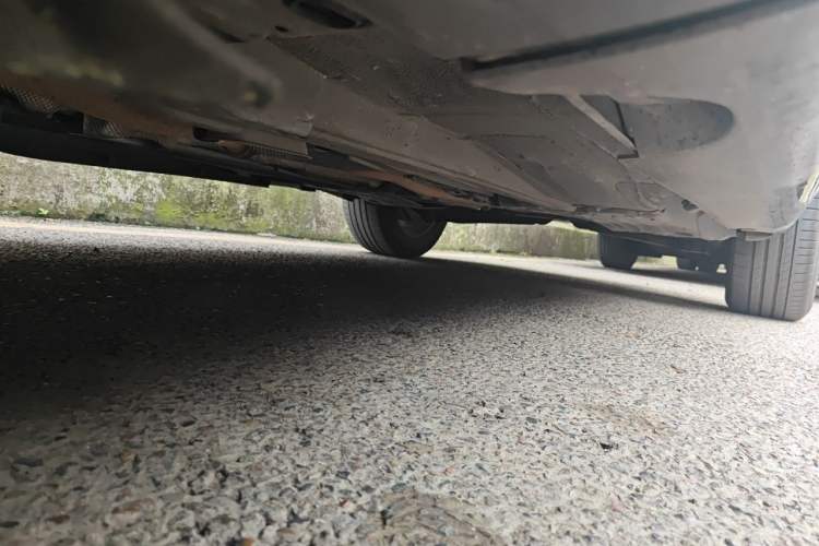 Used Volvo XC60 2015 T5 AWD Zhiyuan Edition Chassis Front Left