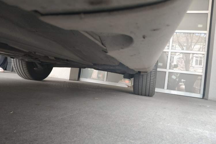 Used Volvo XC60 2015 T5 AWD Smart Drive Edition Chassis Front Left