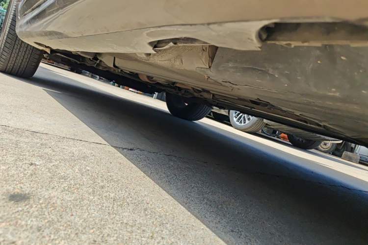 Used Volvo XC60 2015 T5 AWD Zhiyuan Edition Chassis Rear Left