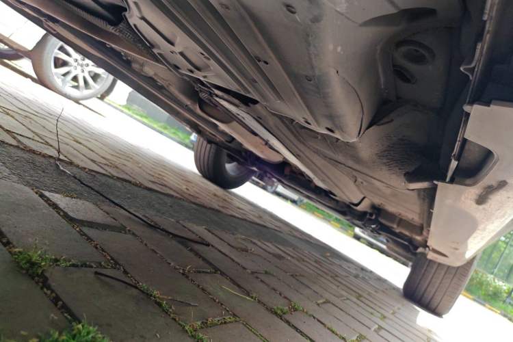 Used Volvo XC60 2015 T5 Zhiya Edition Chassis Rear Right