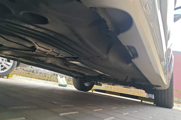 Used Volvo XC60 2015 T5 Smart Upgrade Model Chassis Rear Right