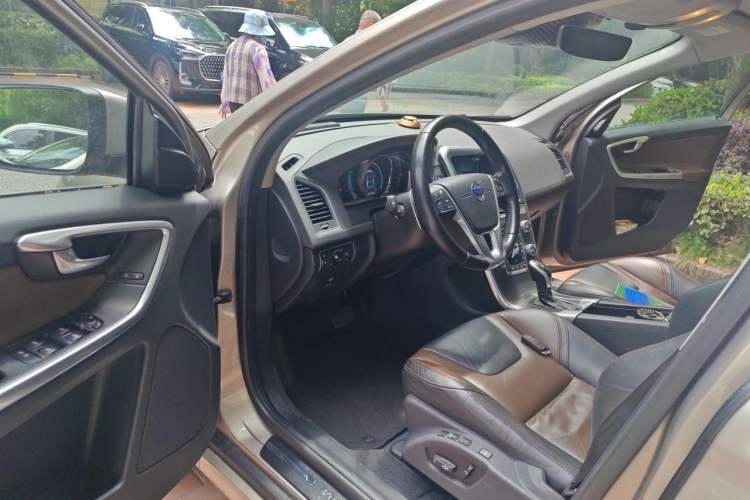 Used Volvo XC60 2015 T5 Zhiya Edition Driver Seat