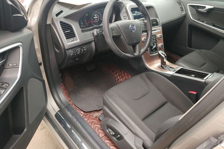 Used Volvo XC60 2015 T5 Smart Edition Driver Seat