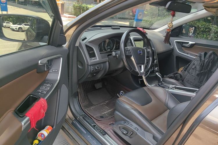 Used Volvo XC60 2015 T5 AWD Zhiyuan Edition Driver Seat