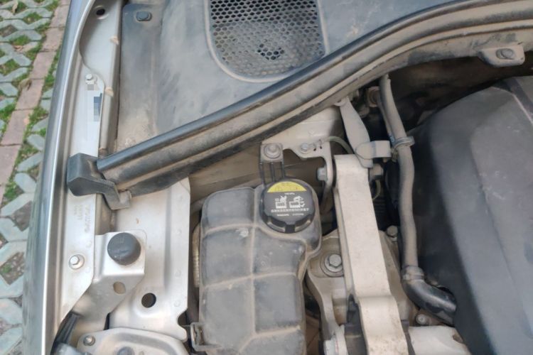 Used Volvo XC60 2015 T5 Smart Upgrade Model Engine Bay Right
