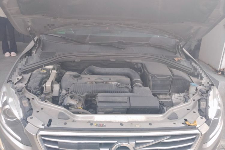 Used Volvo XC60 2015 T5 AWD Smart Drive Edition Engine Bay