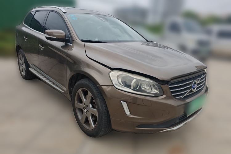 Used Volvo XC60 2015 T6 Zhiyi Edition Front Right 45 Deg