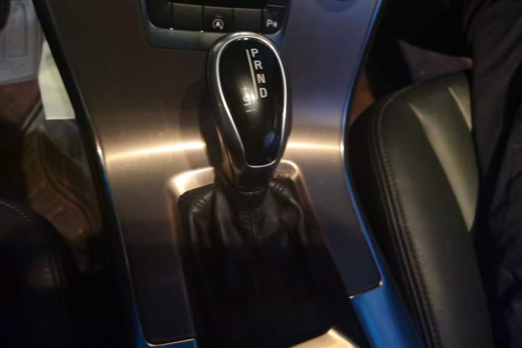 Used Volvo XC60 2015 T5 Smart Upgrade Model Gear Lever