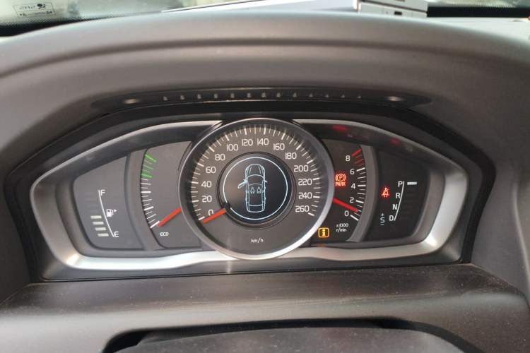 Used Volvo XC60 2015 T5 Smart Upgrade Model Instrument Cluster