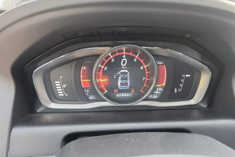 Used Volvo XC60 2015 T5 Smart Upgrade Model Instrument Cluster