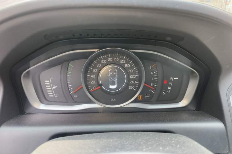 Used Volvo XC60 2015 T5 Smart Upgrade Model Instrument Cluster
