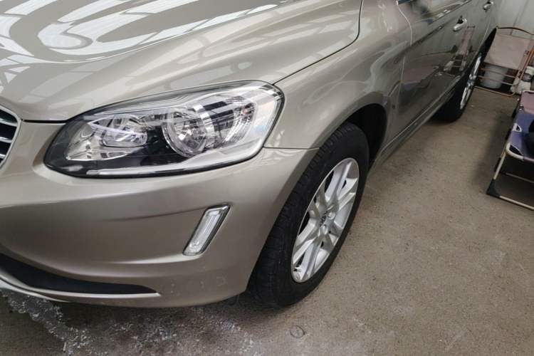 Used Volvo XC60 2015 T5 Smart Edition Left Front Headlight