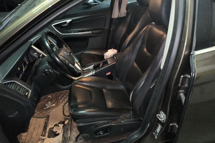 Used Volvo XC60 2015 T5 Smart Upgrade Model Left Front Seat