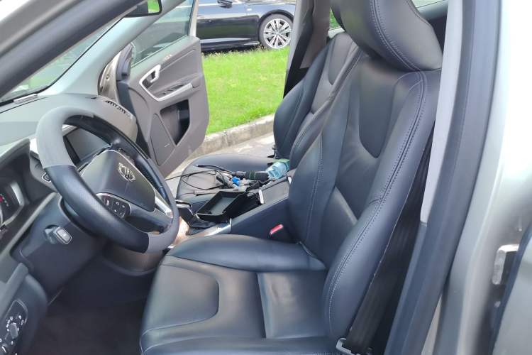 Used Volvo XC60 2015 T5 Smart Upgrade Model Left Front Seat