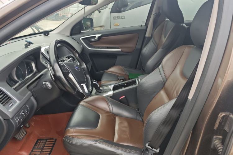 Used Volvo XC60 2015 T6 Zhiyi Edition Left Front Seat