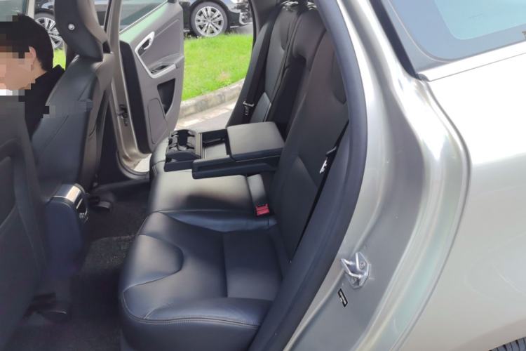 Used Volvo XC60 2015 T5 Smart Upgrade Model Left Rear Seat