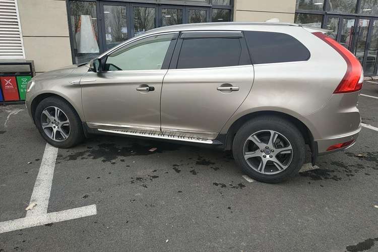 Used Volvo XC60 2015 T5 Zhiya Edition Left Side