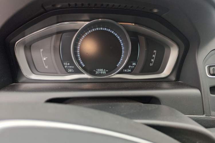 Used Volvo XC60 2015 T6 Zhiyi Edition Odometer Close Up